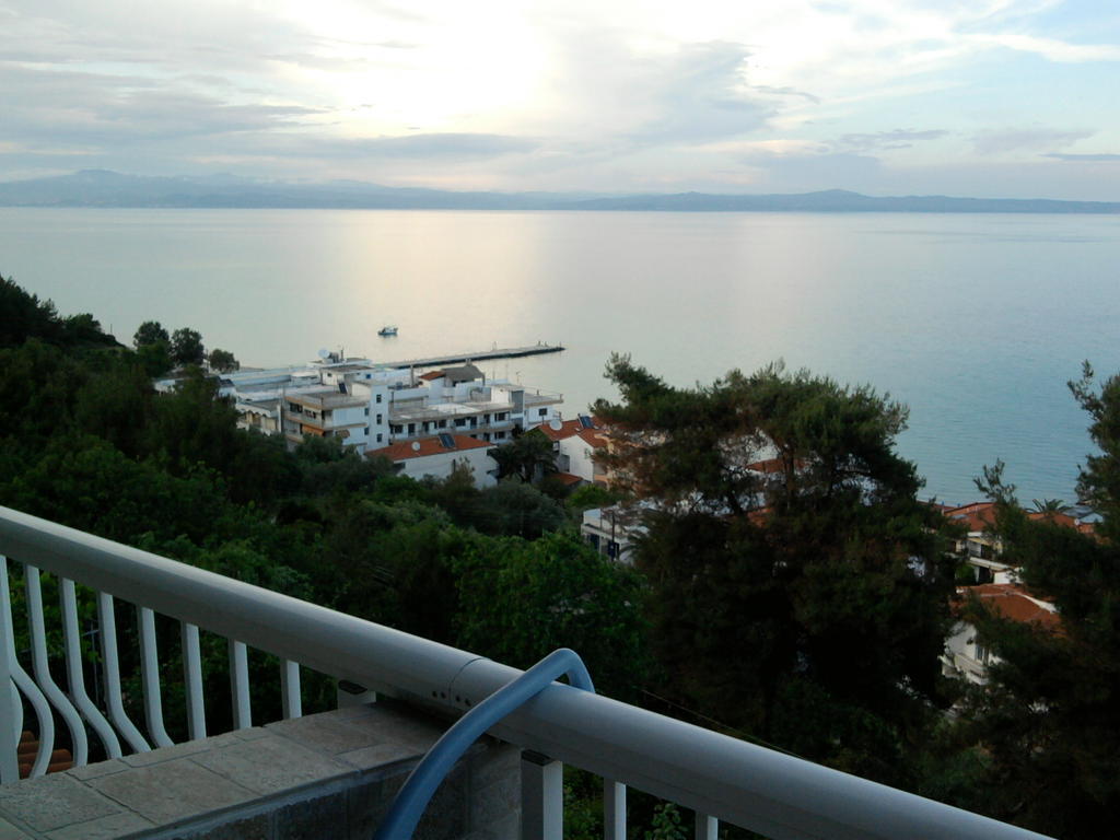 Drenos Rooms View Kallithea  Ruang foto