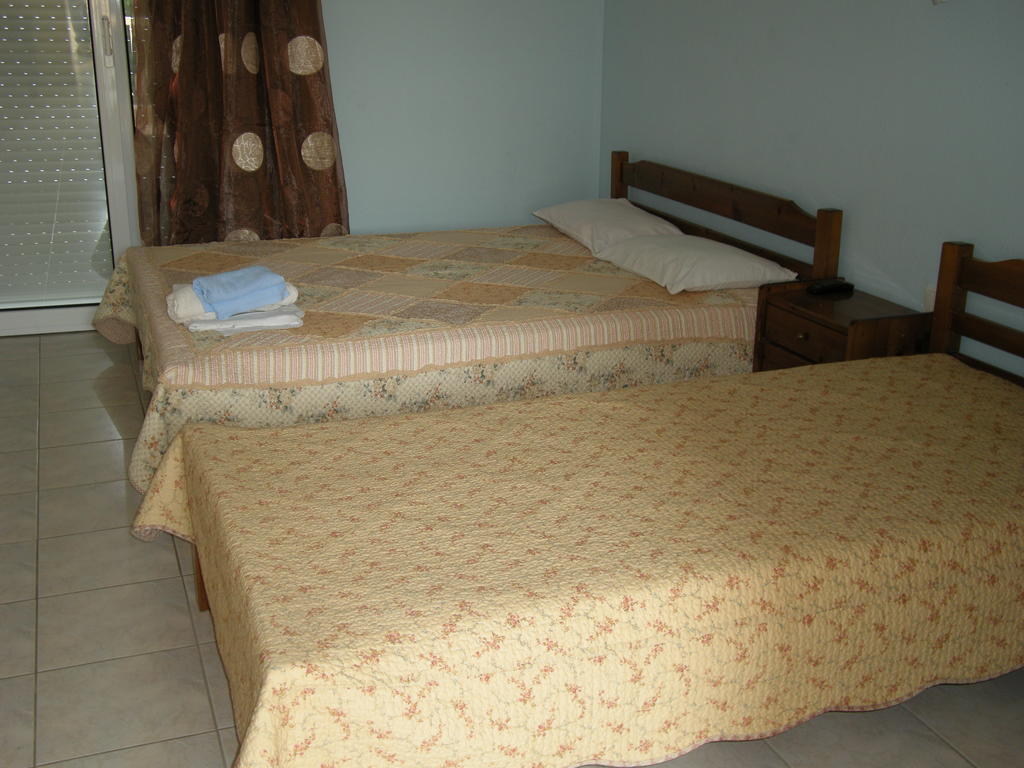 Drenos Rooms View Kallithea  Ruang foto